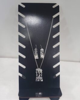 Conjunto txapelacucha