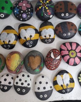 Piedras pintadas chicas
