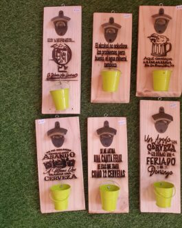 Destapador cerveza pared con balde